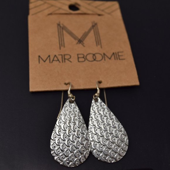 Matr Boomie Earring Teardrop Silvertone Textured New Handmade Artisan Boho - Picture 3 of 7